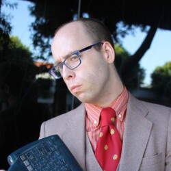 Nerdy headshot for my second book, Post-Modem: The Interwebs Explained.